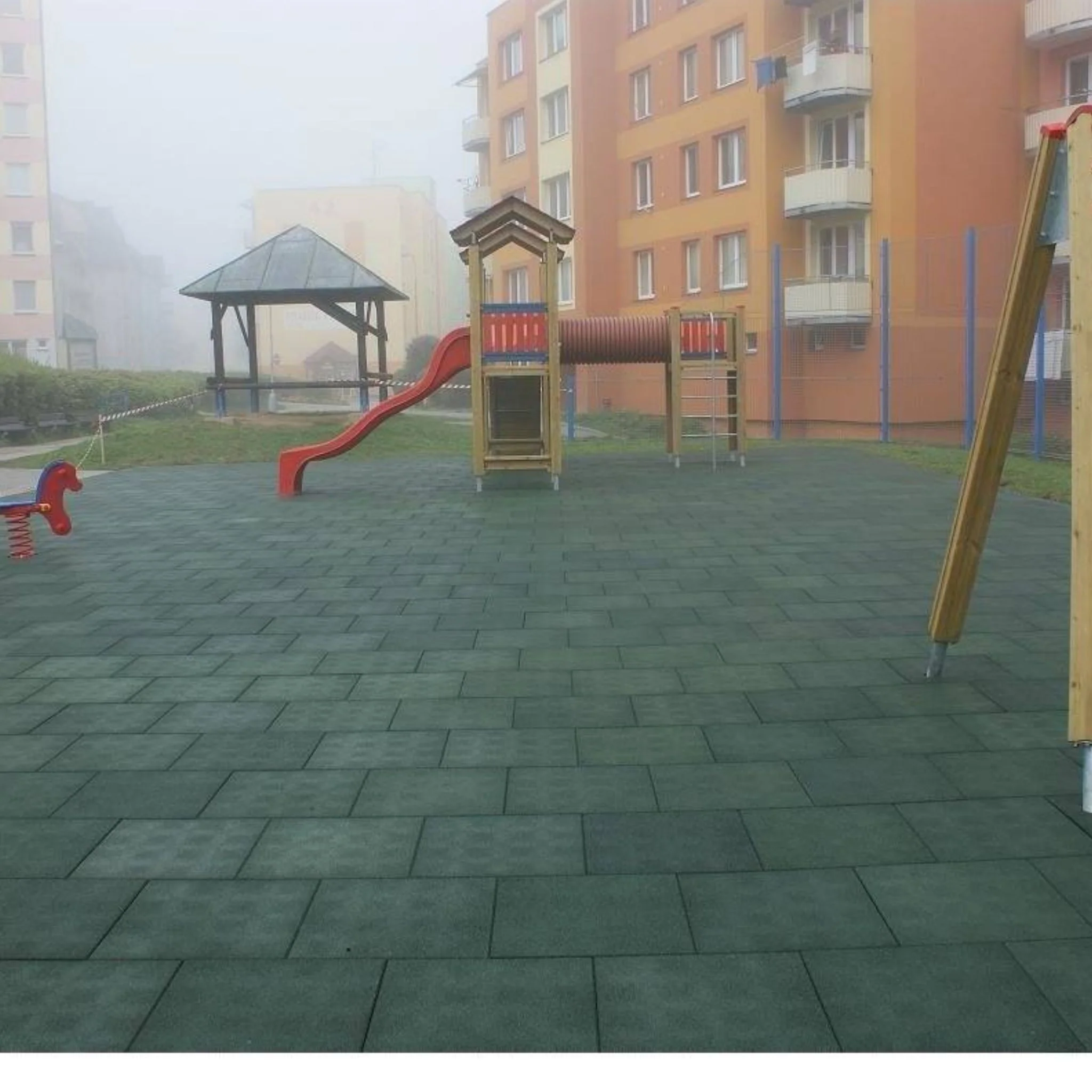 Cannons UK 50cm x 50cm x 30mm Rubber Playground Tiles (bulk discounts available) - Image 7