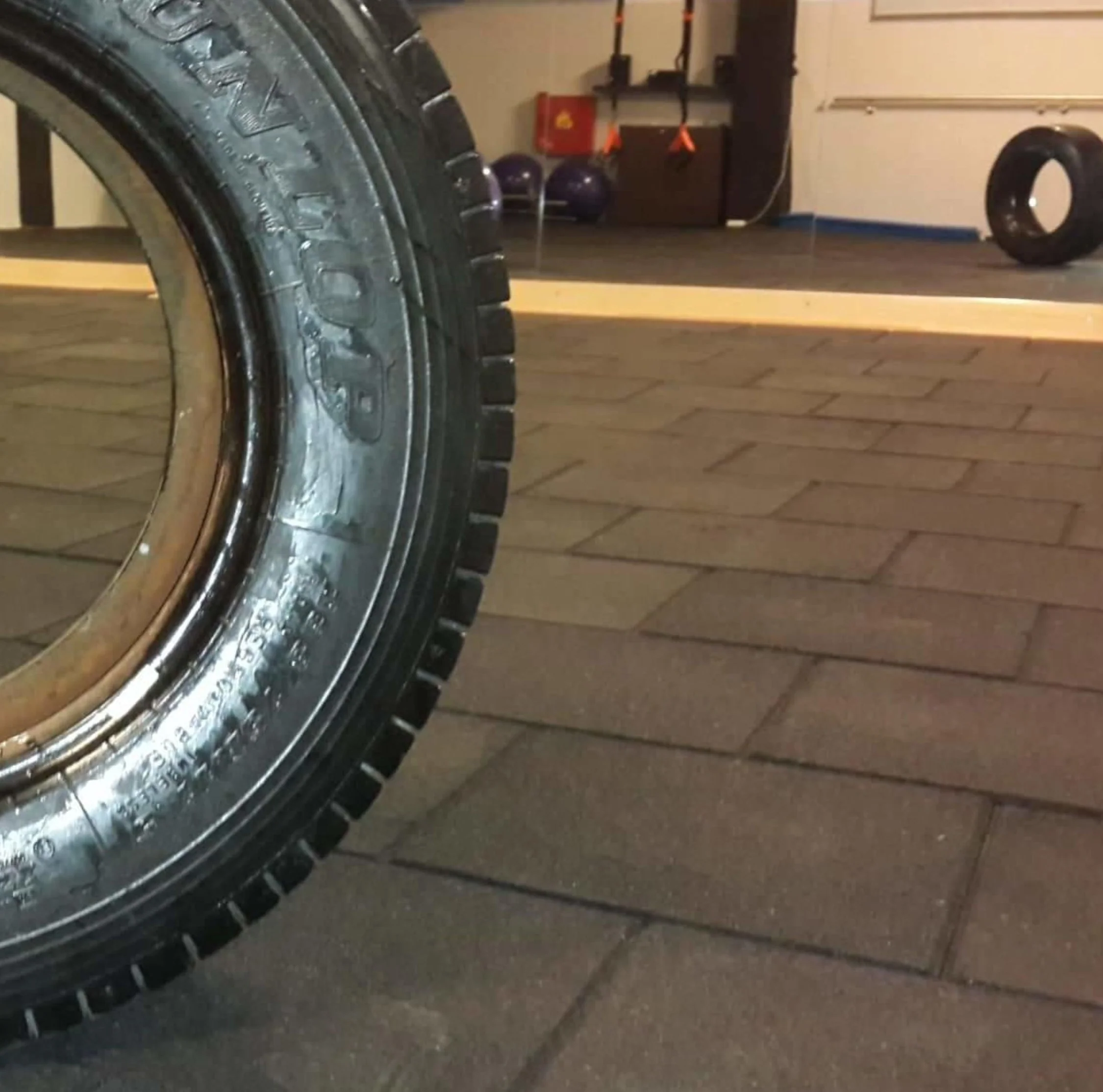 20mm Luna Series Gym Rubber Flooring Mats | Cannons UK - Image 3
